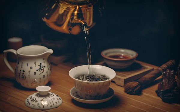 为甚么壶嘴不能对着人,茶壶嘴冲人是甚么意义
