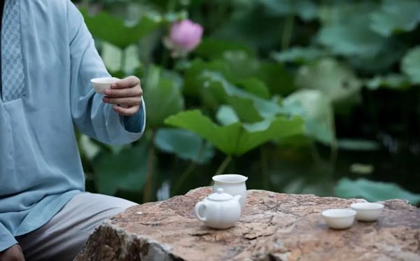 汉子为甚么要多品茗,茶叶的感化与功能