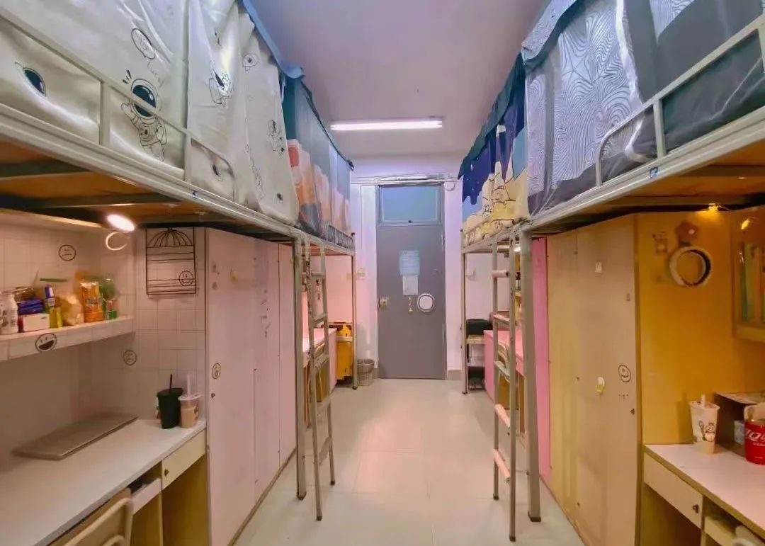 闽江学院宿舍前提怎样样,有空协调自力洗手间吗？（附宿舍图片）