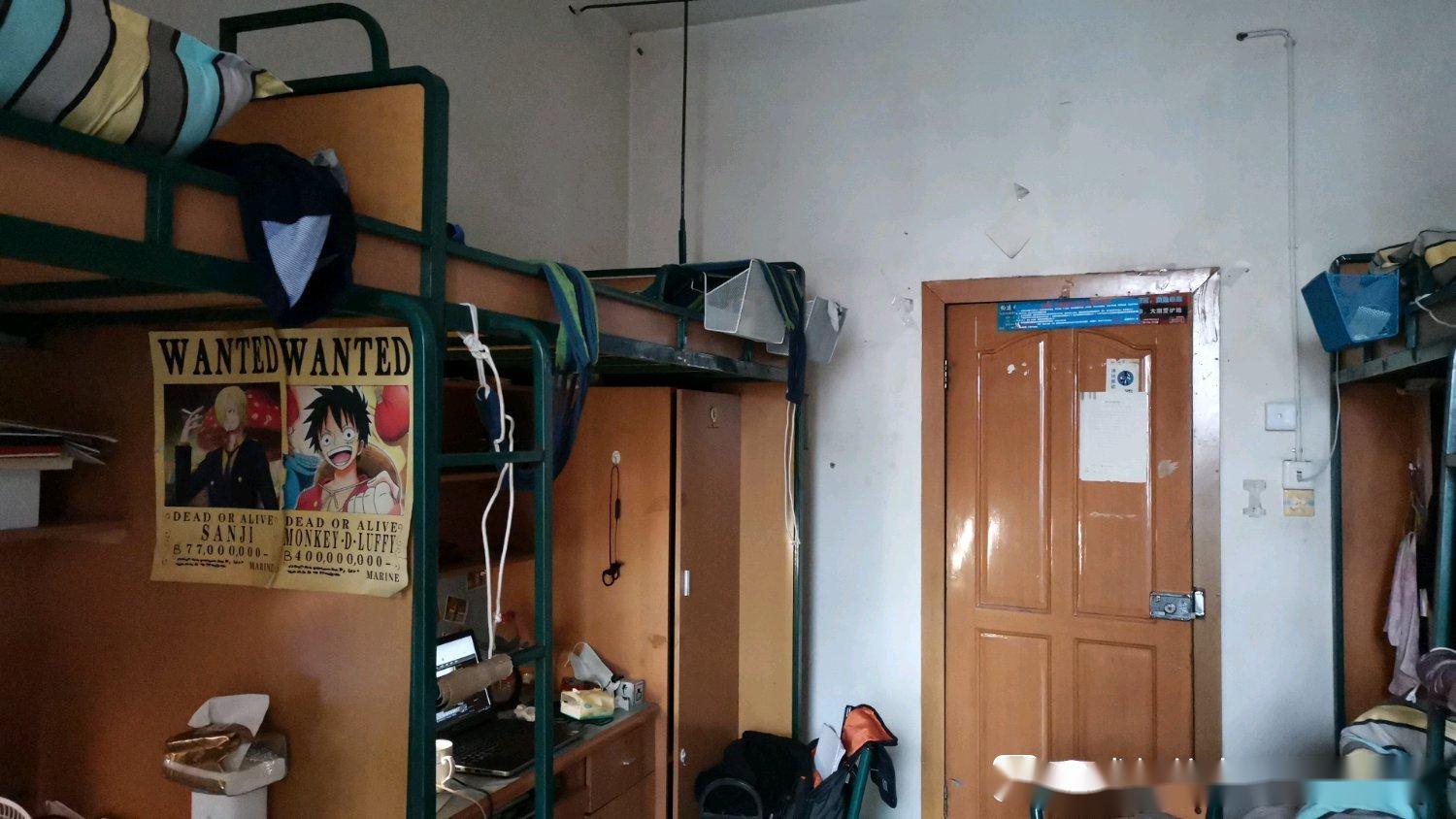 成都信息工程大学宿舍前提怎样样,有空协调自力洗手间吗？（附宿舍图片）