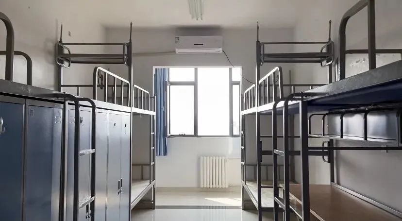 北京林业大学宿舍前提怎样样,有空协调自力洗手间吗？（附宿舍图片）