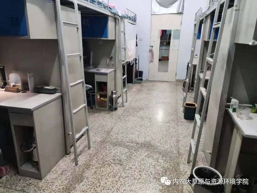 内蒙古农业大学宿舍前提怎样样,有空协调自力洗手间吗？（附宿舍图片）