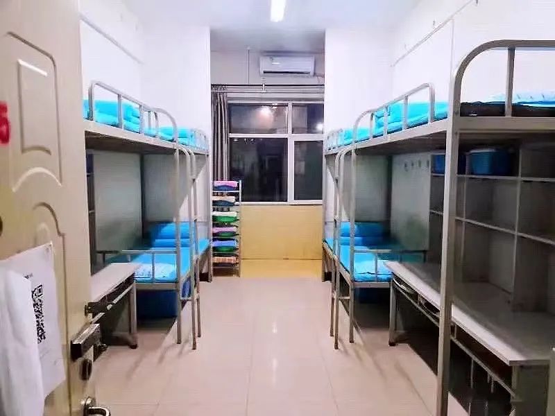 保定理工学院宿舍前提怎样样,有空协调自力洗手间吗？（附宿舍图片）