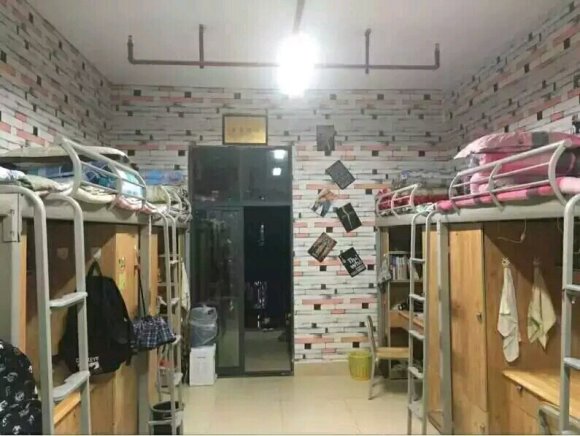 贵州大学宿舍前提怎样样,有空协调自力洗手间吗？（附宿舍图片）