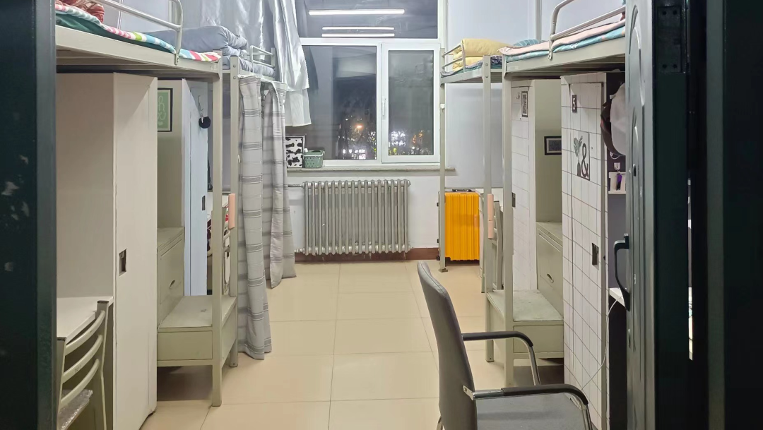 渤海大学宿舍前提怎样样,有空协调自力洗手间吗？（附宿舍图片）
