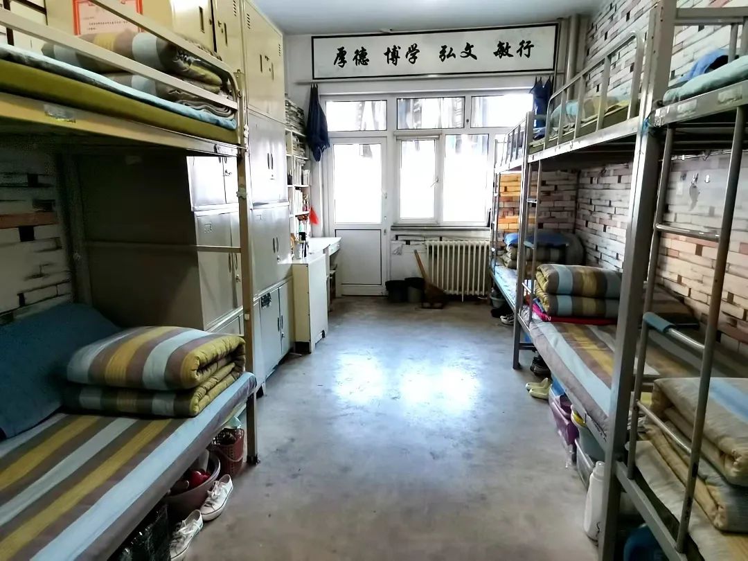 唐山师范学院宿舍前提怎样样,有空协调自力洗手间吗？（附宿舍图片）