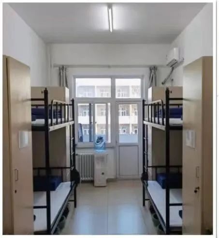 北京大学宿舍前提怎样样,有空协调自力洗手间吗？（附宿舍图片）
