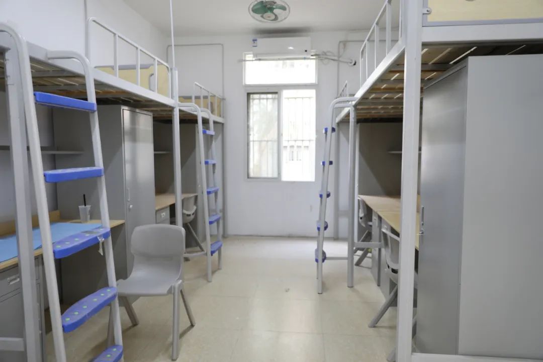 安徽师范大学宿舍前提怎样样,有空协调自力洗手间吗？（附宿舍图片）