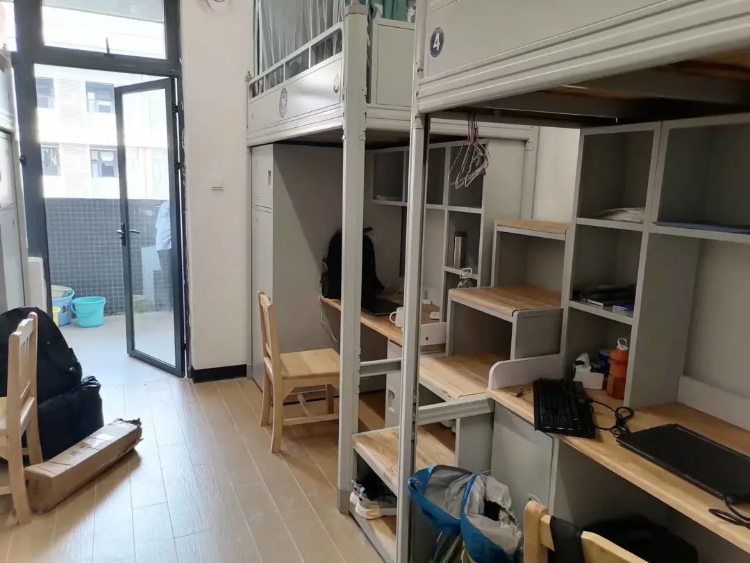 广州医科大学宿舍前提怎样样,有空协调自力洗手间吗?(附宿舍图片)