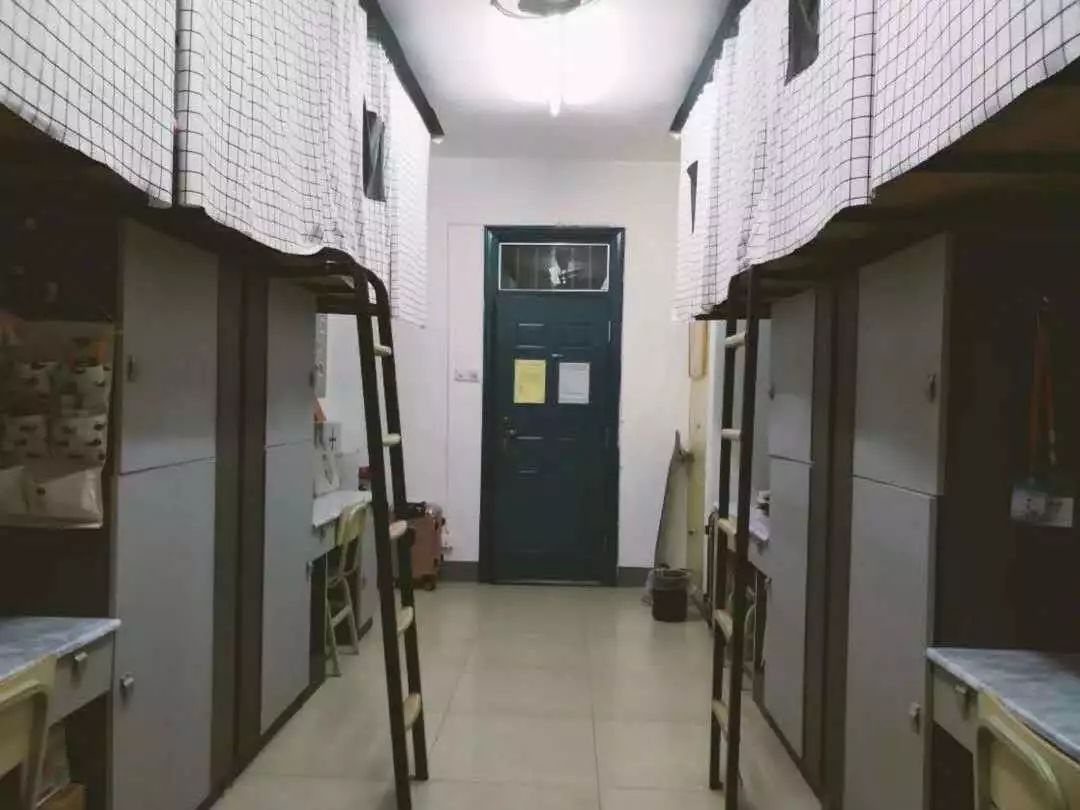 长沙学院宿舍前提怎样样,有空协调自力洗手间吗?(附宿舍图片)