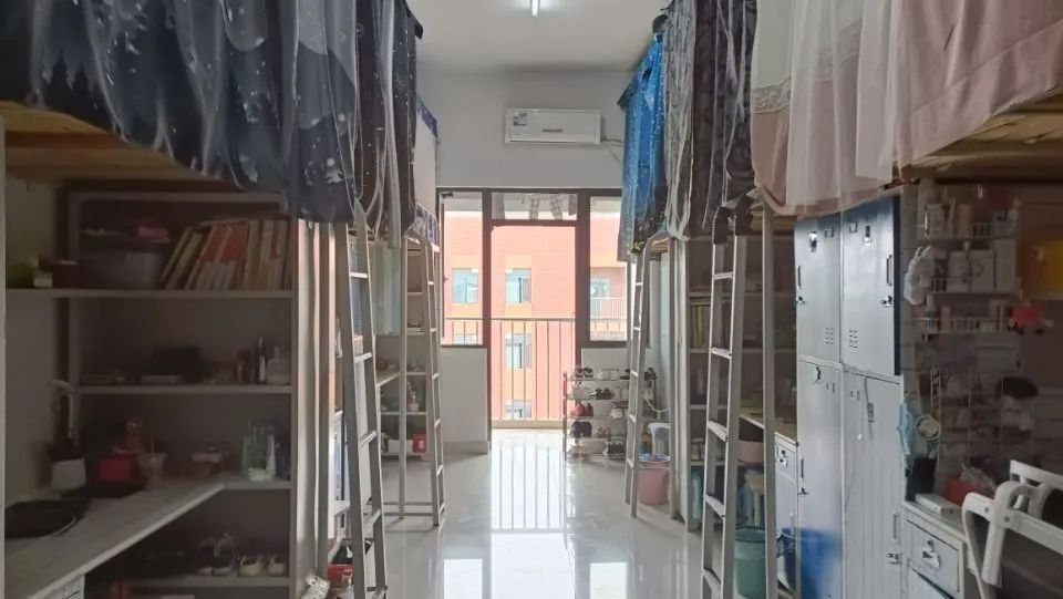 宿州学院宿舍前提怎样样,有空协调自力洗手间吗？（附宿舍图片）