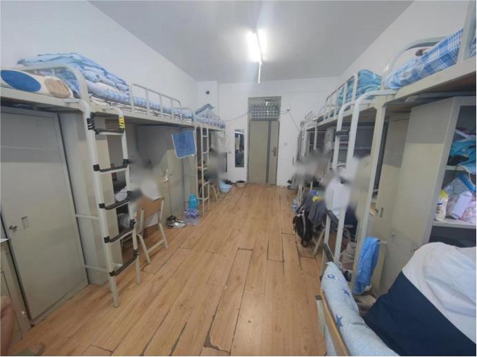 哈尔滨理工大学宿舍前提怎样样,有空协调自力洗手间吗？（附宿舍图片）