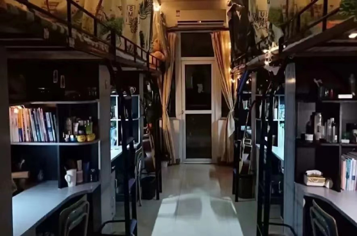 皖南医学院宿舍前提怎样样,有空协调自力洗手间吗?(附宿舍图片)