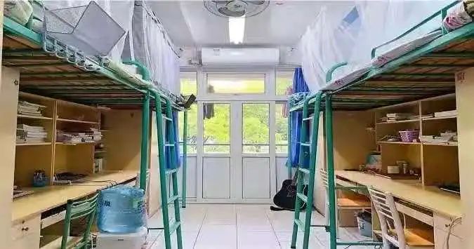 上海优游宿舍前提怎样样,有空协调自力洗手间吗？（附宿舍图片）