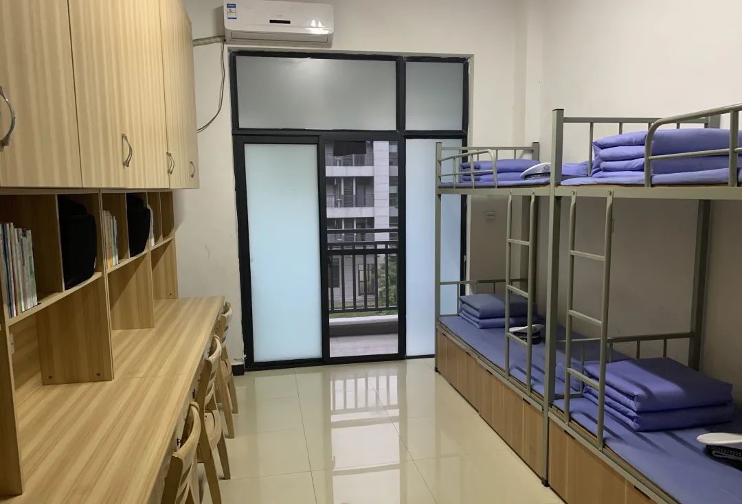 浙江差人学院宿舍前提怎样样,有空协调自力洗手间吗？（附宿舍图片）