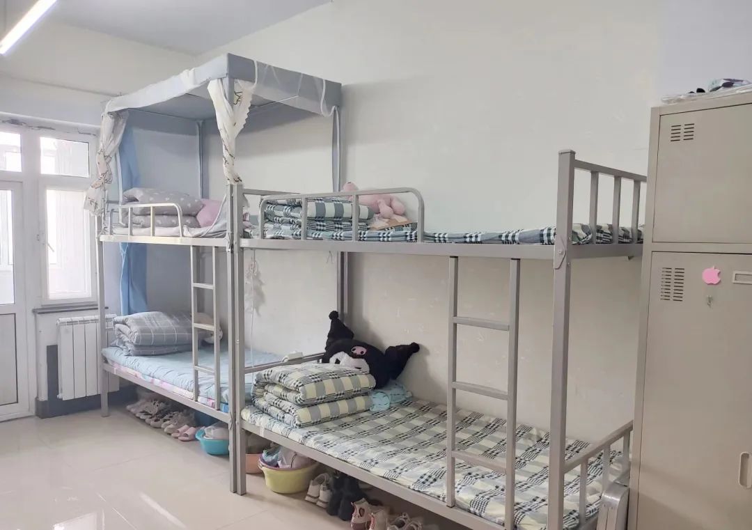 承德医学院宿舍前提怎样样,有空协调自力洗手间吗？（附宿舍图片）