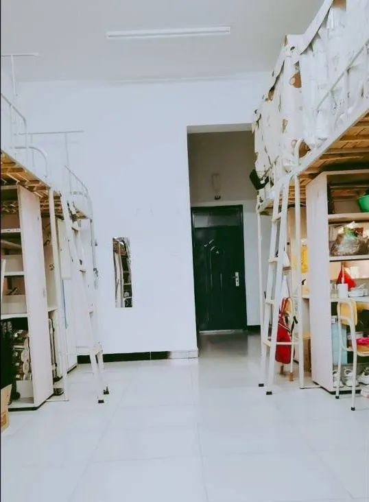 皖江工学院宿舍前提怎样样,有空协调自力洗手间吗？（附宿舍图片）