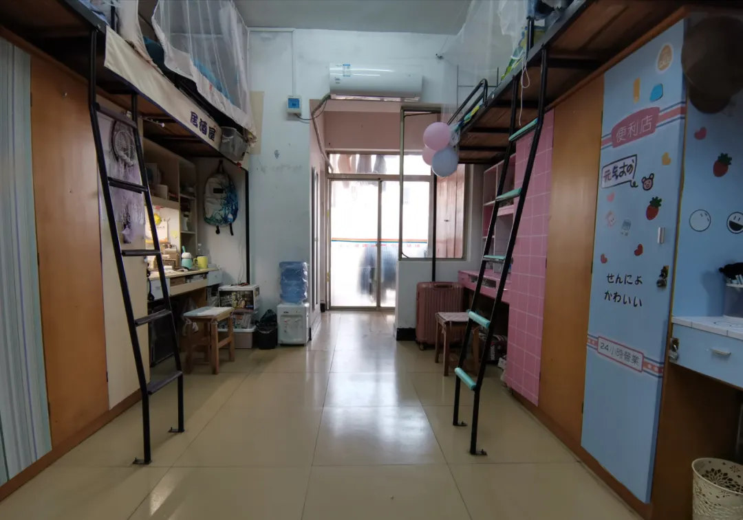 湖南工程学院宿舍前提怎样样,有空协调自力洗手间吗？（附宿舍图片）
