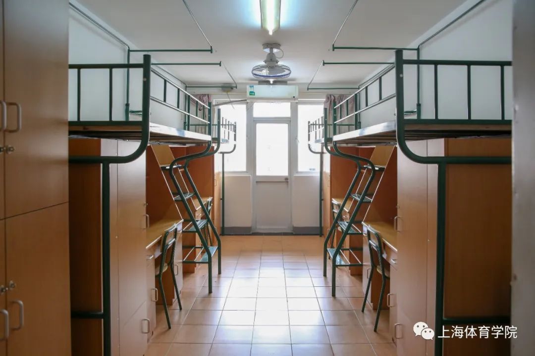 上海体育学院宿舍前提怎样样,有空协调自力洗手间吗?(附宿舍图片)