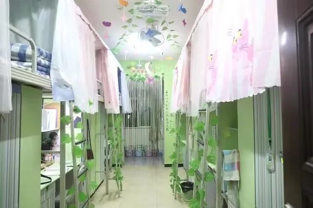 重庆理工大学宿舍前提怎样样,有空协调自力洗手间吗？（附宿舍图片）