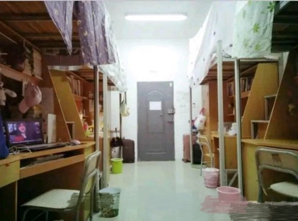 南昌大学宿舍前提怎样样,有空协调自力洗手间吗?(附宿舍图片)