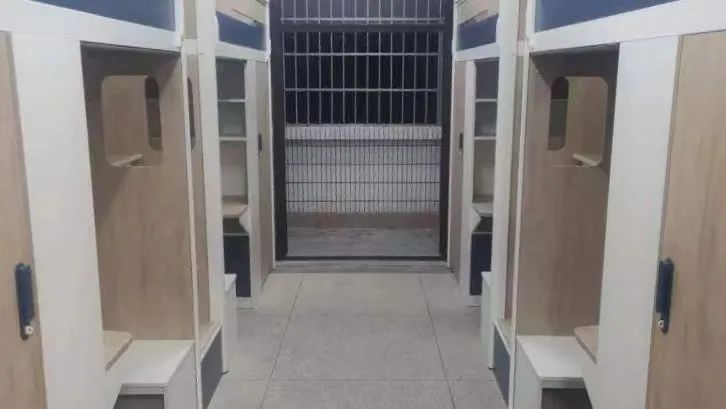 浙大都会学院宿舍前提怎样样,有空协调自力洗手间吗？（附宿舍图片）