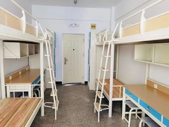 徐州医科大学宿舍前提怎样样,有空协调自力洗手间吗？（附宿舍图片）