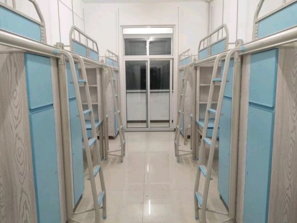 河北西医学院宿舍前提怎样样,有空协调自力洗手间吗？（附宿舍图片）