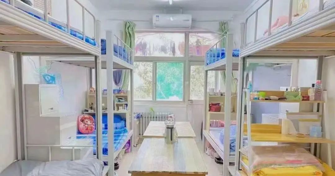 济南大学宿舍前提怎样样,有空协调自力洗手间吗？（附宿舍图片）