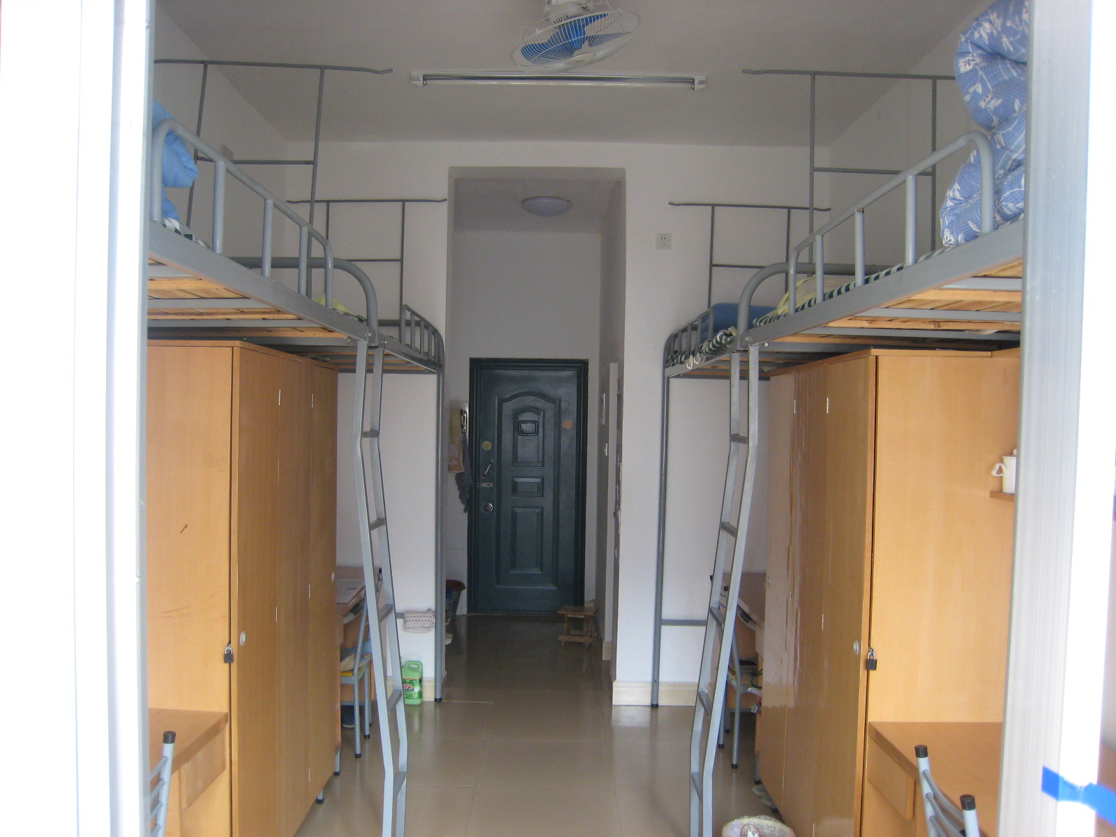 湖南西医药大学宿舍前提怎样样,有空协调自力洗手间吗?(附宿舍图片)