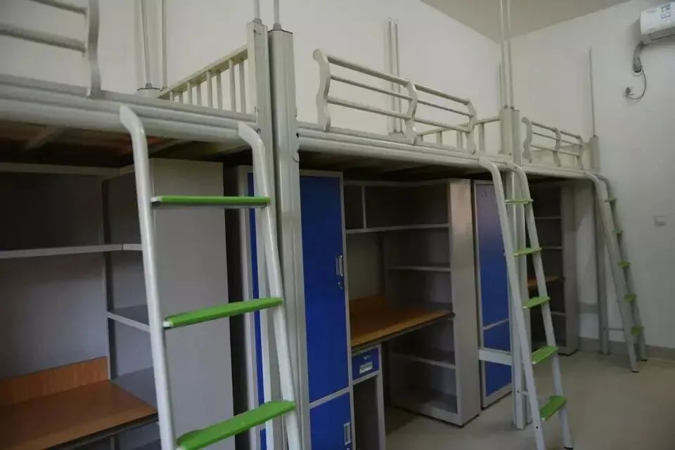 广西民族大学宿舍前提怎样样,有空协调自力洗手间吗？（附宿舍图片）
