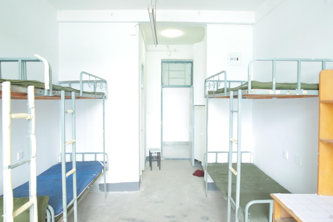 大连产业大学宿舍前提怎样样,有空协调自力洗手间吗？（附宿舍图片）