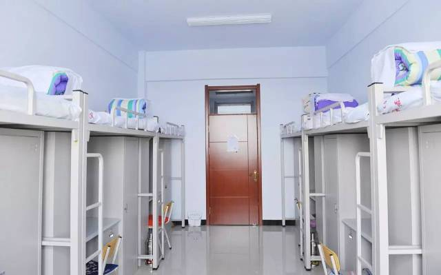 黑河学院宿舍前提怎样样,有空协调自力洗手间吗？（附宿舍图片）