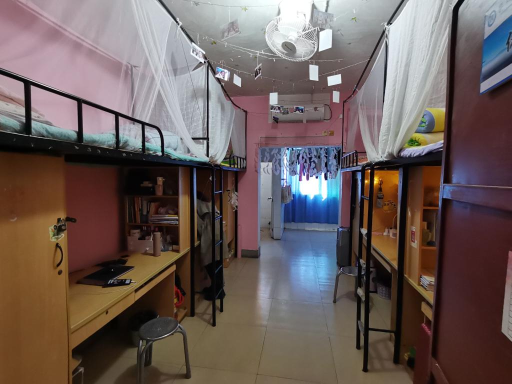 攀枝花学院宿舍前提怎样样,有空协调自力洗手间吗？（附宿舍图片）