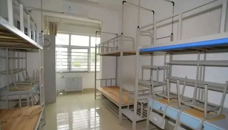 北京第二本国语学院宿舍前提怎样样,有空协调自力洗手间吗？（附宿舍图片）