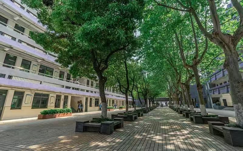 南京市第六十六中学简介概略（建校汗青、地点、师资、校训、情况）