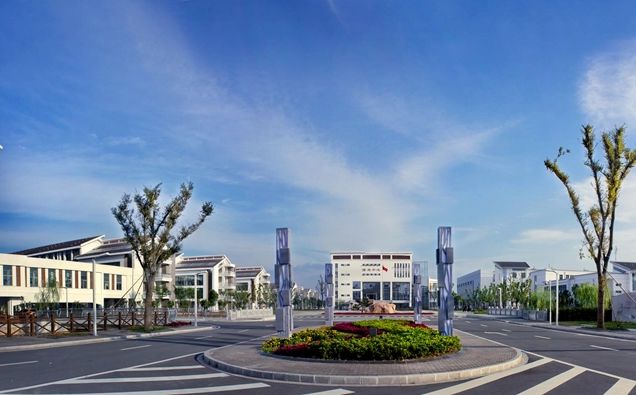 江苏省太仓高等中学简介概略(建校汗青、地点、师资、校训、情况)