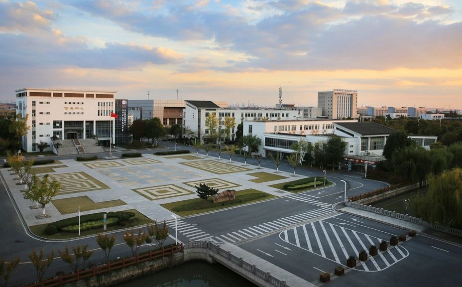 江苏省太仓高等中学地点在那里_在哪一个区?