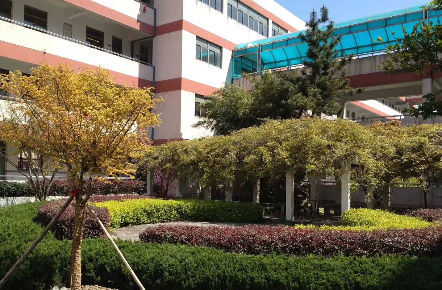 吴江平望中学地点在那里_位于哪一个区？