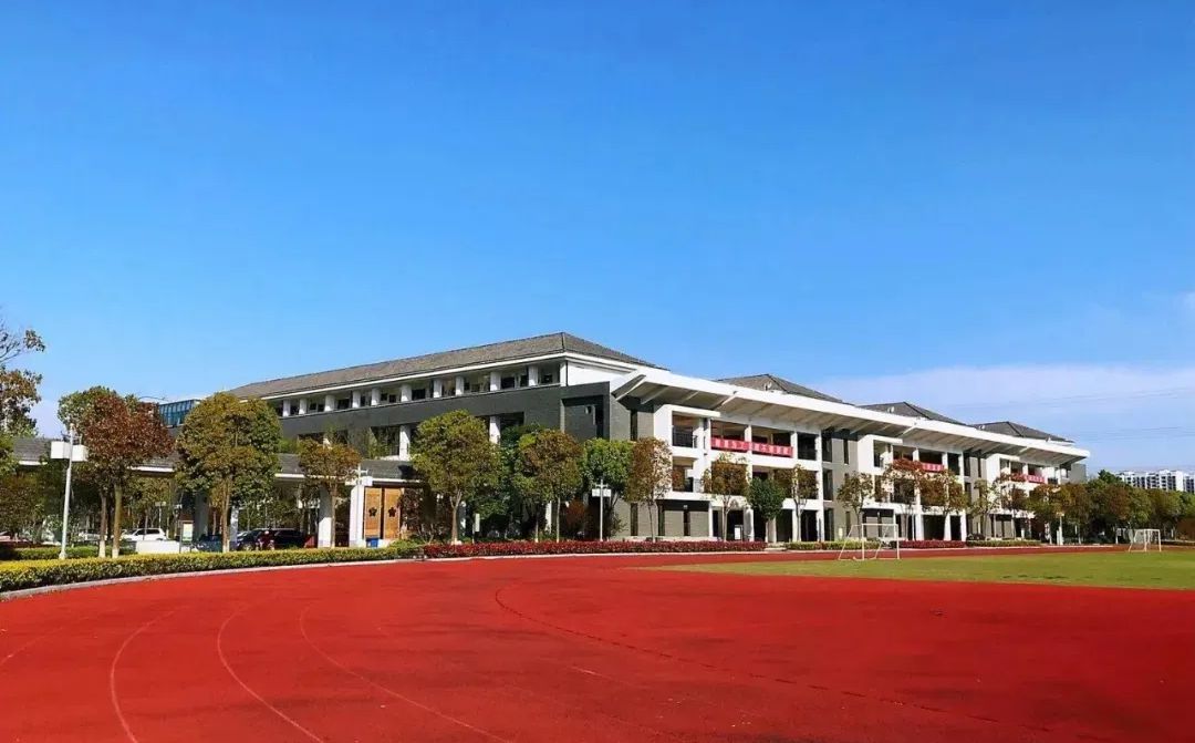 甪直高等中学地点在那里_位于哪一个区？