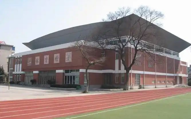 姑苏市第五中黉舍是公立仍是私立,是重点中学吗？
