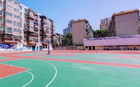 郑州市第七高等中学是公立仍是私立,是重点中学吗？