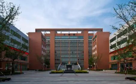 合肥一六八中学简介概略（建校汗青、地点、师资、校训、情况）