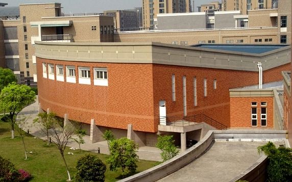 杭州第二中学有几个校区_别离在哪？