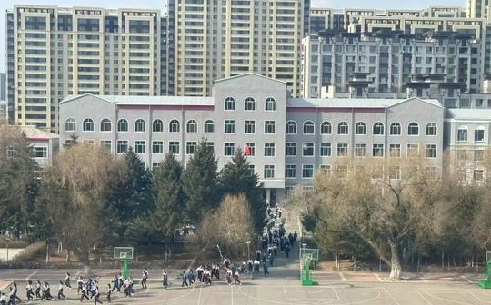 哈尔滨市双城区兆麟中学简介概略（建校汗青、地点、师资、校训、情况）
