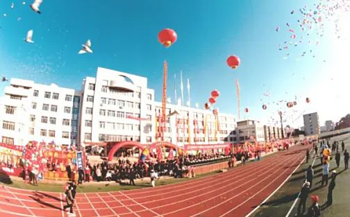 辽宁省尝试中学简介概略(建校汗青、地点、师资、校训、情况)