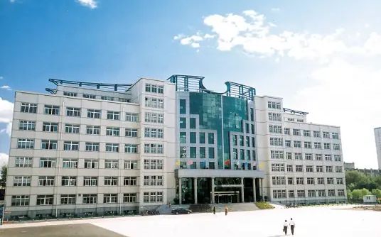 沈阳市第一二0中学简介概略（建校汗青、地点、师资、校训、情况）