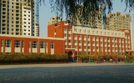 长春市养正高等中黉舍区在哪_在甚么区?