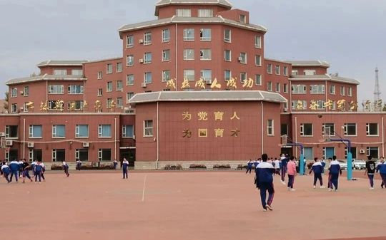 长春市第七中学简介概略(建校汗青、地点、师资、校训、情况)