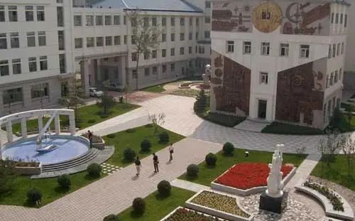天津市第四中学简介概略（建校汗青、地点、师资、校训、情况）